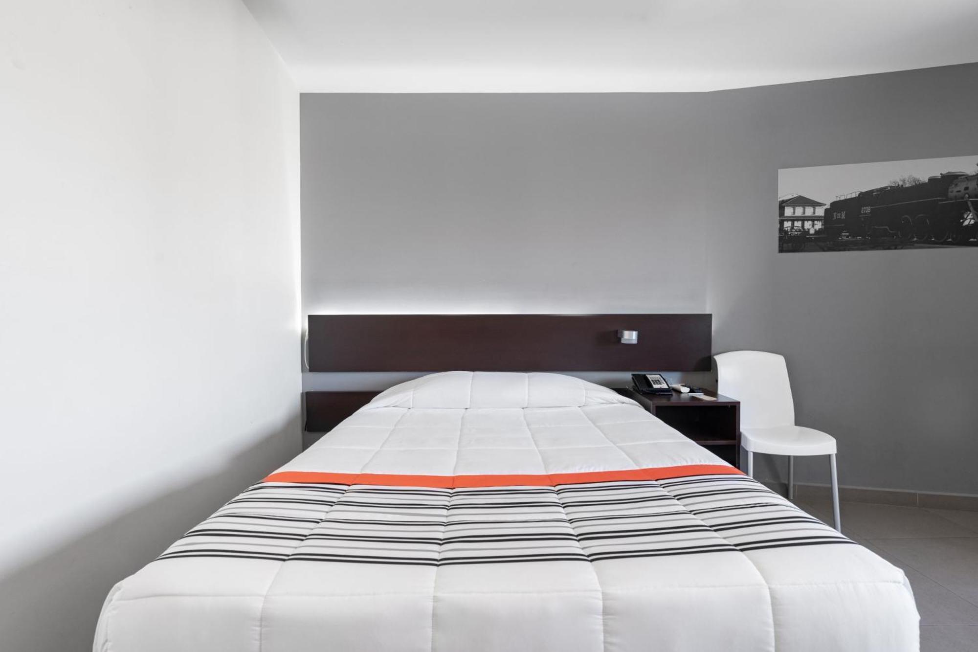 City Express Junior By Marriott Aguascalientes Centro Eksteriør billede